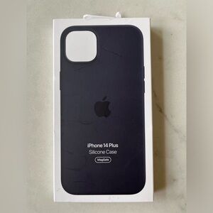 Apple iPhone 14 Plus Silicone Case Black